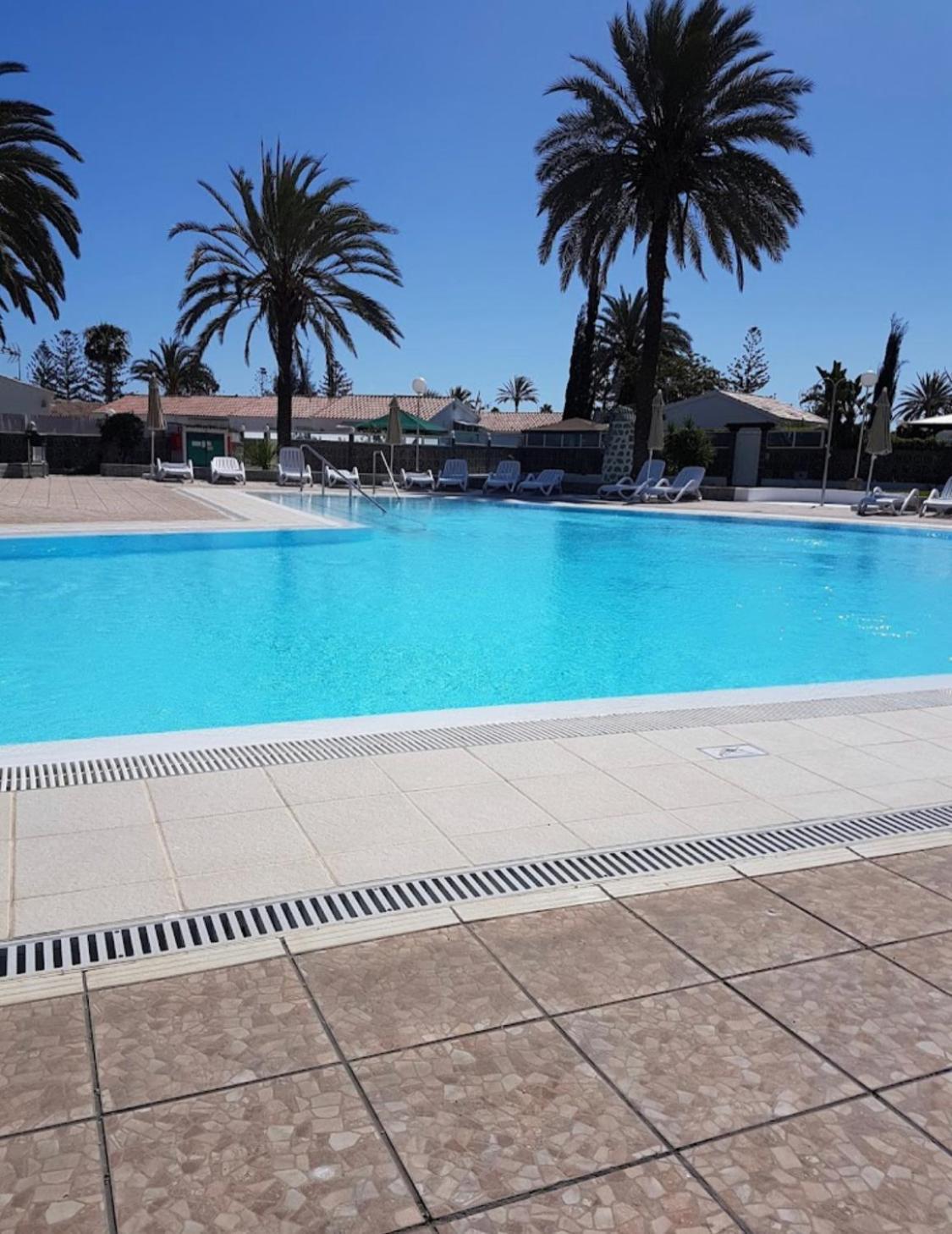 Buzzstays: 1-Bed Bungalow, Garden, Near Yumbo & Beach Maspalomas  Buitenkant foto